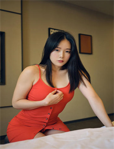 99热这里只有精品9/奶罩伸进揉捏H